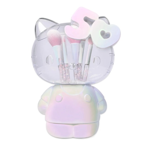 Limited Edition Hello Kitty® 50th 6-PC Brush Gift Set - Picture 2 of 8